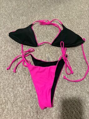 SHEIN Hot Pink and Black Triangle String Bikini